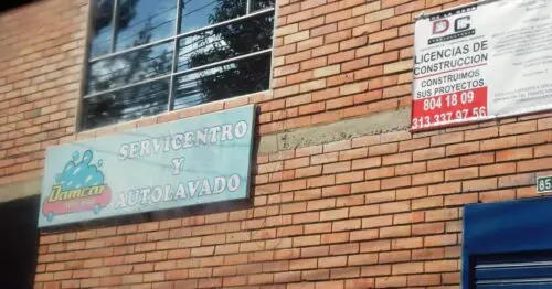 SERVICENTRO Y AUTOLAVADO DAMCAR SERVICENTRO Y AUTOLAVADO DAMCAR